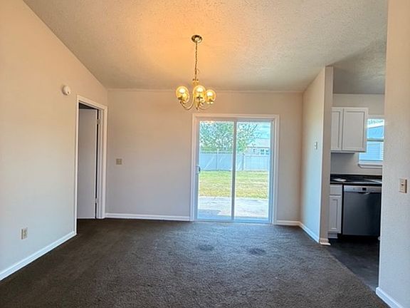 5th image of 309 Courtford Dr