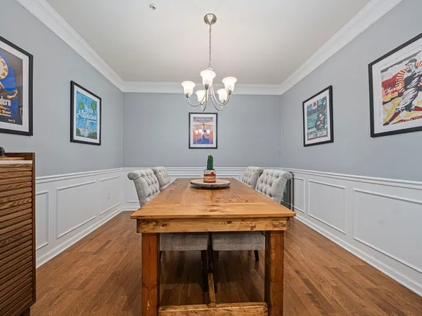 70 Trotter Rd #310, South Weymouth, MA 02190
