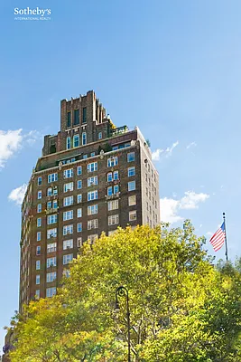 Rented by Sotheby's International Realty | media 30