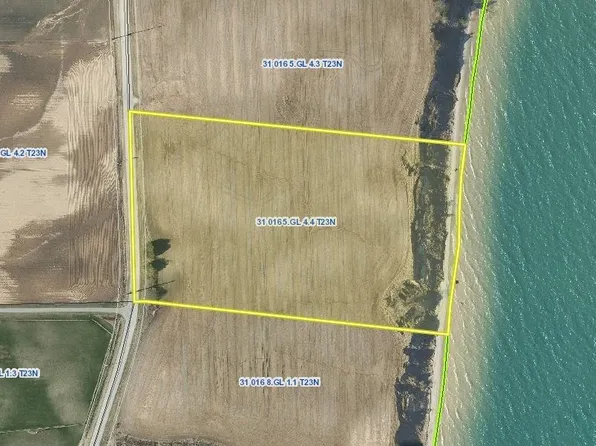 Lakeshore Dr, Kewaunee, WI 54216