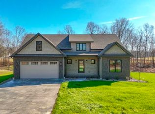 272 Lake Forest Dr, Campbellsville, KY 42718