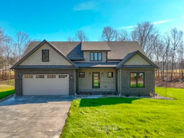272 Lake Forest Dr, Campbellsville, KY 42718