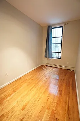 Rented by Keller Williams NYC | media 23