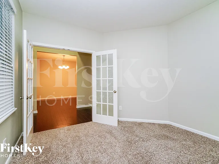 4015 Peregrine Pass Dr — Photo 13