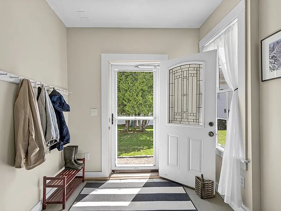 3rd image of 49 Talbot Ave #1A