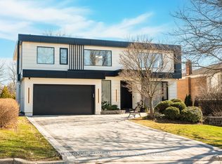 33 Thorny Brae Dr, Markham, ON L3T3G5
