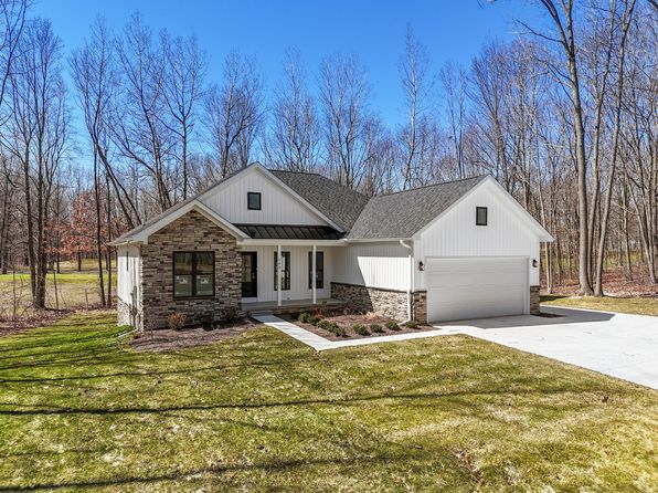 142 Questview Dr, Houghton Lake, MI 48629