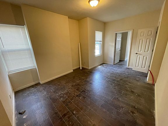 2nd image of 43 Curtis Pl APT 1