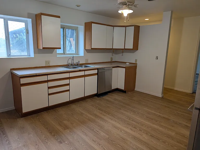 2480 S Main St — Photo 6