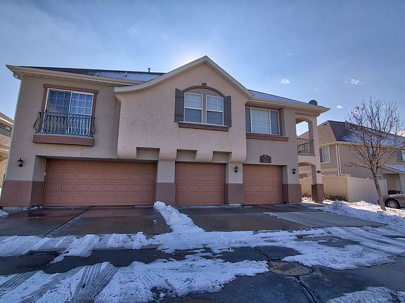 2nd image of 1359 W 2910 N APT H2