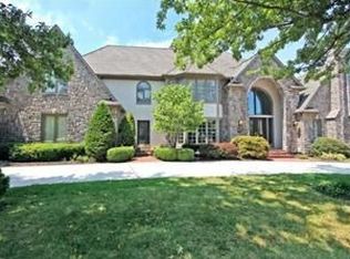 12810 Walmer St, Overland Park, KS 66209