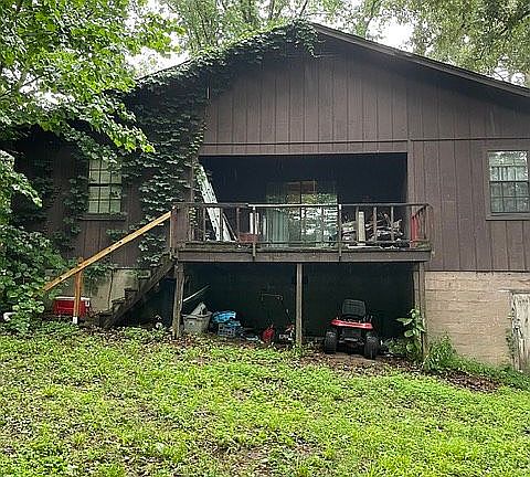 2nd image of 546 Florence Ave