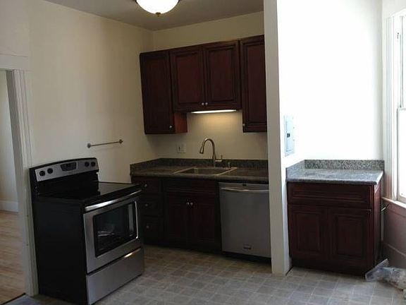 5th image of 435 Hayes St