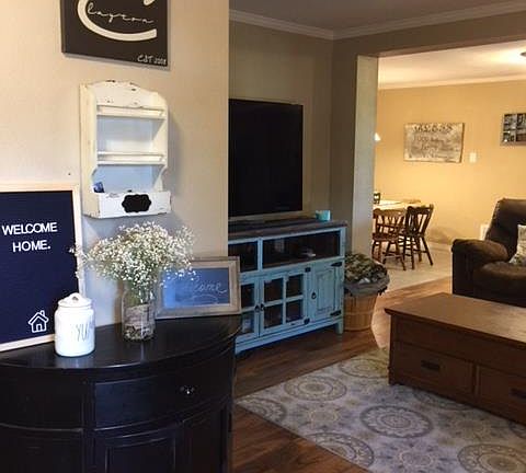 2nd image of 3316 Avenue A
