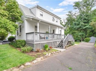 100 Grace St, Fairfield, CT 06825