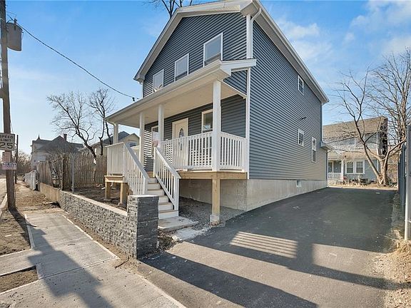 3rd image of 155 Babcock St