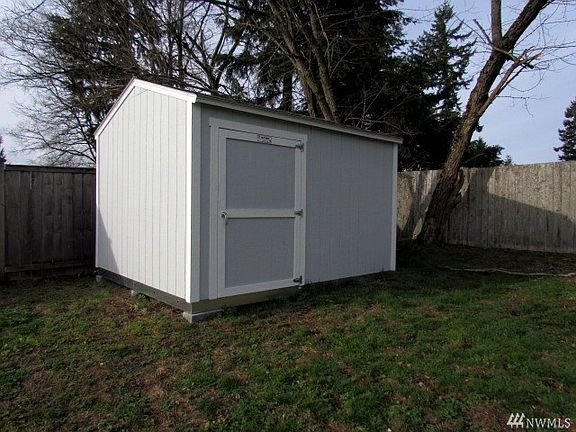 3rd image of 3915 212th Street Ct E