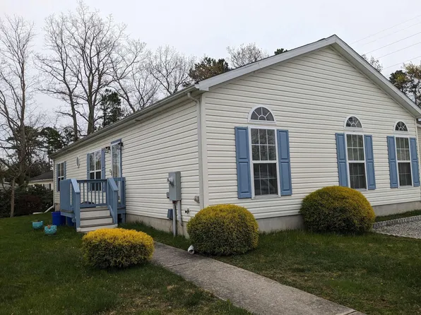 3 Sycamore Ln, Mays Landing, NJ 08330