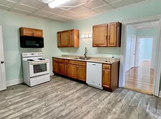 57 Cook St APT 1, Auburn, ME 04210