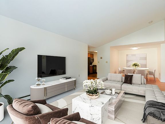5th image of 2 Marc Dr APT 2B10