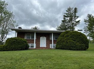 1317 Scenic Rd, Fries, VA 24330