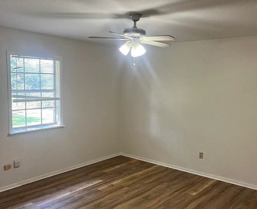 4th image of 8325 El Cerrito Pl