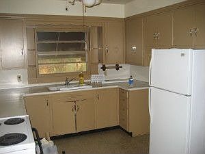 5th image of 3519 W Main St