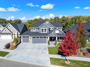 3272 W Miners Farm Dr, Boise, ID 83714