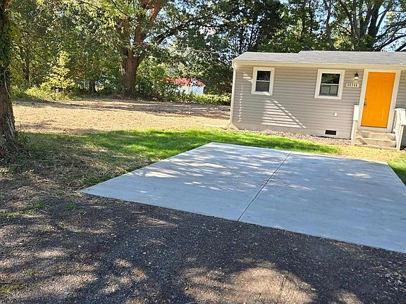 2nd image of 36755 Woodbush Dr