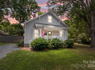 332 Messick Ave, Mooresville, NC 28115
