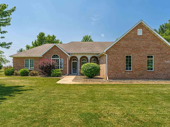 5466 Brittany Ln, Clinton, IL 61727