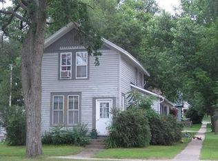 400 Center St, Wonewoc, WI 53968