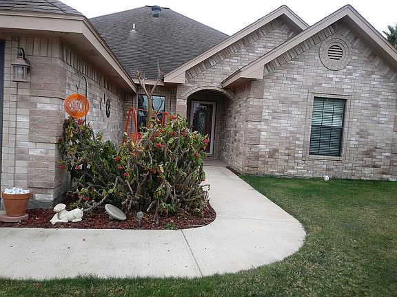 5th image of 1115 Lake View Dr