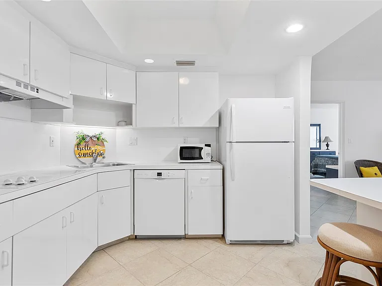 3800 Galt Ocean Dr #1108 — Photo 14