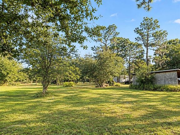 3rd image of 1533 TIGER LAKE ROAD
