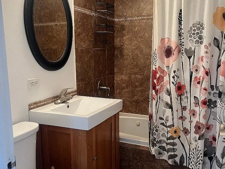 4421 Prescott Ave — Photo 7