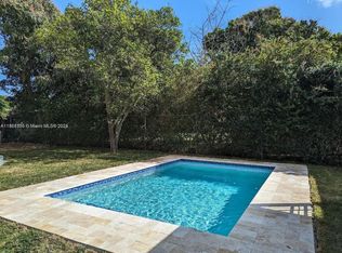 927 SW 15th Ave, Miami, FL 33135