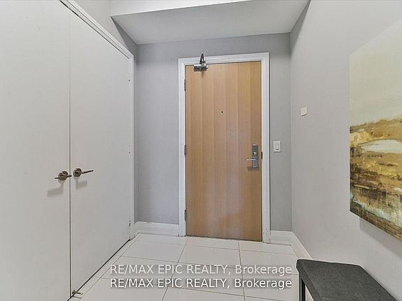 5th image of 16 McAdam Ave #204