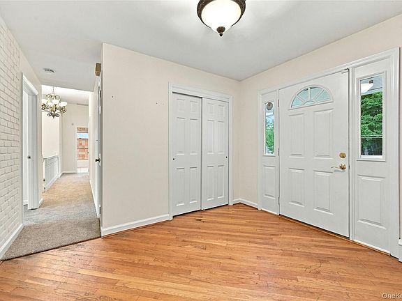 4th image of 6 Winfield Drive