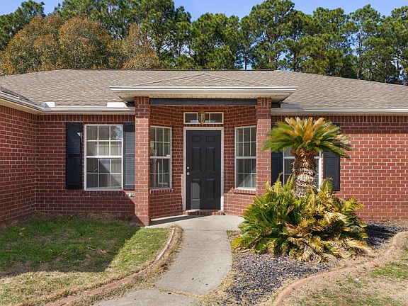 5th image of 450 Jillian Dr
