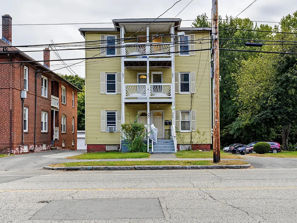 904-906 Main Street