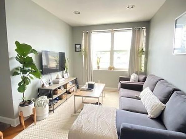288 Main St #3A