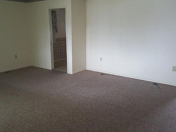 4th image of 1507 Dickman Cir