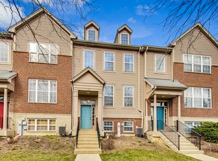 70 Thomas Ct, Grayslake, IL 60030