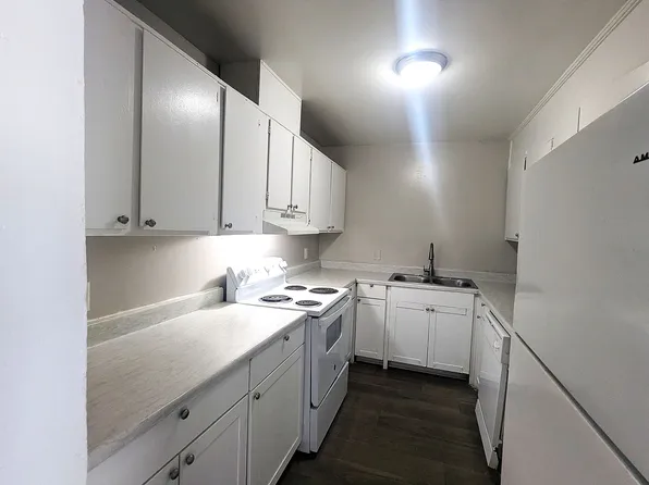 Riverbend Apartments, 3645 Mercer University Dr #8E, Macon, GA 31204