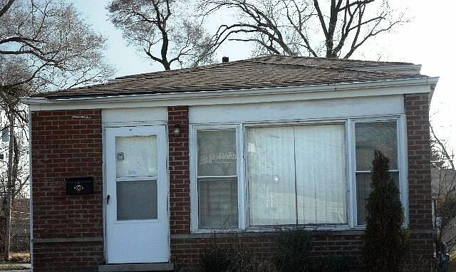 1st image of 14564 Spaulding Ave