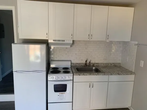 404 Warren St Unit B, Martinez, CA 94553