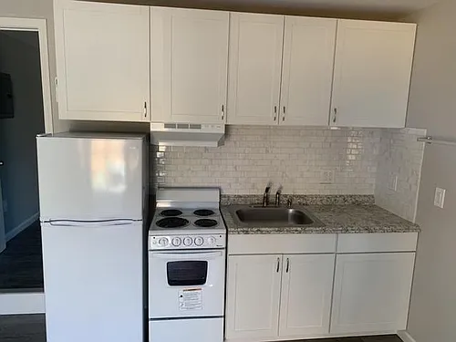 404 Warren St #B Photo 1 404 Warren St #B Photo 1
