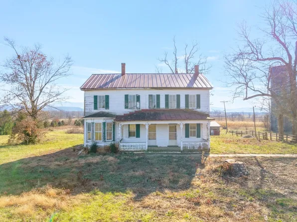 389 Shalom Rd, Waynesboro, VA 22980