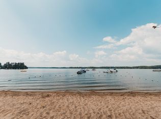 8 Peterson Rd, Raymond, ME 04071